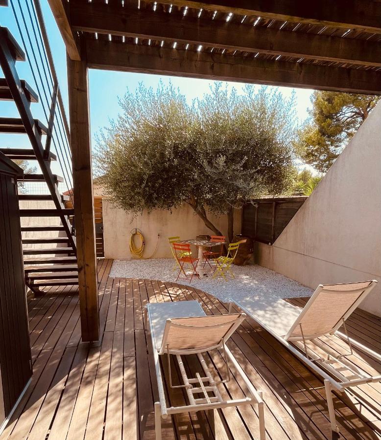 Cassis, le Grand Bleu, triplex vue mer, port plage 10mn à pieds Esterno foto